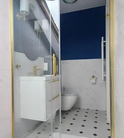 Kameralny Nieopodal Gdyni Parking New