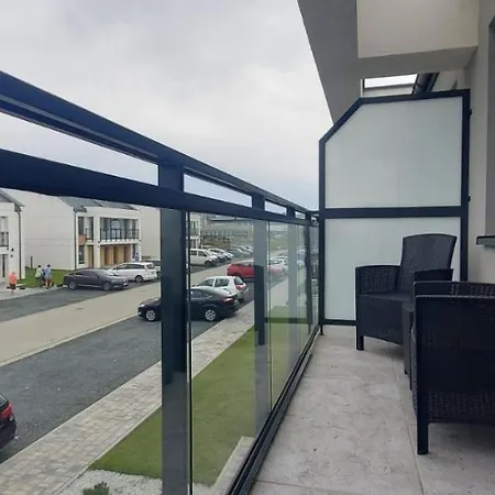 Kameralny Nieopodal Gdyni Parking New شقة *