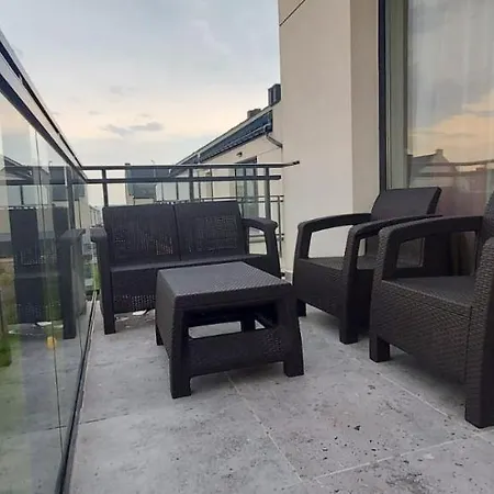 Kameralny Nieopodal Gdyni Parking New Pogorze