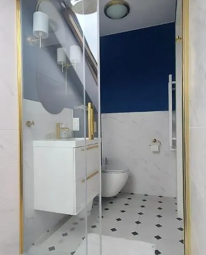 Kameralny Nieopodal Gdyni Parking New