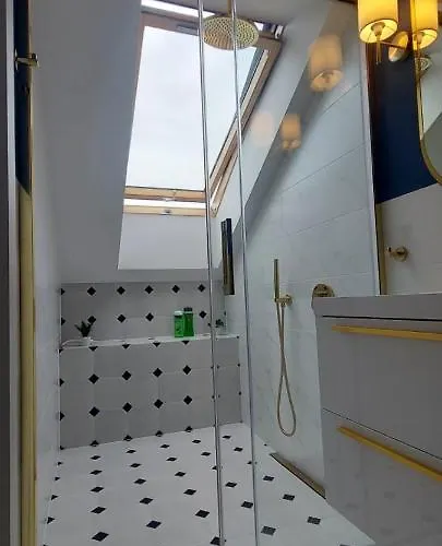 Kameralny Nieopodal Gdyni Parking New Pogorze